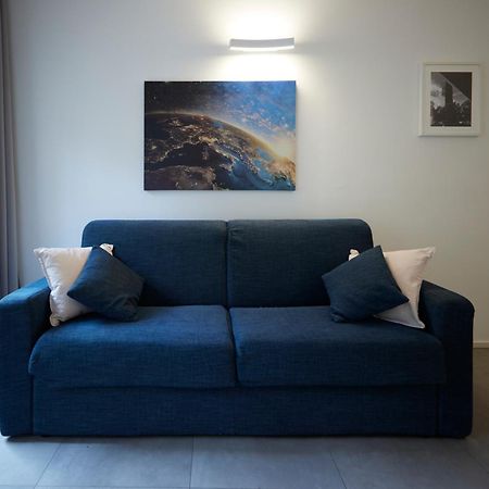Cozy Meravigli Apartment - Pleasant Walk Between Duomo And Castello 밀라노 외부 사진